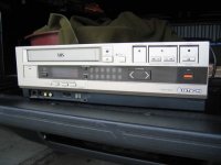 HITACHI VCR VT-F391A MAGNETOSCOPE VHS Recorder HiFi Stereo W/ ROMTE CONTROL