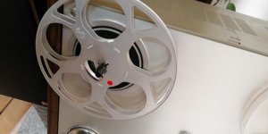 Can you use 8mm film reels for 1/4 tape?
